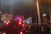 Sau thất bại trước tuyển Việt Nam, cổ động viên chặn xe, đòi sa thải HLV Indonesia