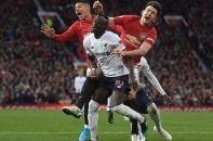 Man Utd buộc Liverpool chia điểm