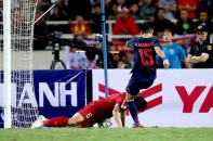 Báo Hà Lan: "Văn Hậu cản phá như John Terry"