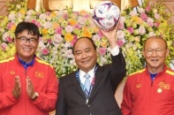 Thủ tướng gửi thư cho HLV Park Hang-seo và Đoàn Thể thao Việt Nam