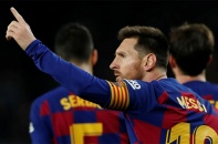 Messi phá thêm một kỷ lục của Ronaldo