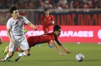 Đã có kết quả chấn thương của Evan Dimas sau pha va chạm với Văn Hậu 