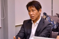 Gia hạn hợp đồng với Thái Lan, HLV Akira Nishino nhận lương cao kỷ lục