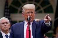 Trump tuyên bố tình trạng khẩn cấp quốc gia