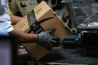 Amazon tuyển 100.000 nhân viên vì đại dịch
