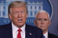 Trump kích hoạt luật quốc phòng để chống Covid-19