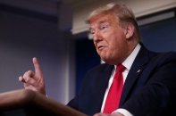 Trump thúc giục GM sản xuất máy trợ thở