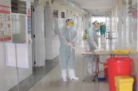 Việt Nam thêm 6 người mắc COVID-19 mới, có 2 ca liên quan BV Bạch Mai
