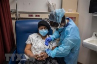 Tổng thống Mỹ khuyến cáo người dân đeo khẩu trang ngăn virus lây lan