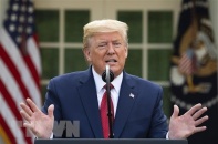 Tổng thống Donald Trump tuyên bố Mỹ đã qua đỉnh dịch COVID-19