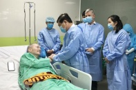 Phi công người Anh hồi phục tốt, có thể về nước ngày 12/7