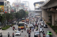 Hà Nội: Đơn vị vận tải xe buýt "dọa" tạm ngừng "cõng" khách