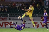 Nhức nhối vấn nạn trọng tài V-League: Thêm người sai sót bị treo còi