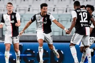 Ronaldo tỏa sáng giúp Juventus vô địch Serie A sớm hai vòng đấu