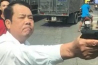 Khởi tố, bắt tạm giam giám đốc dùng súng đe dọa lái xe tải ở Bắc Ninh