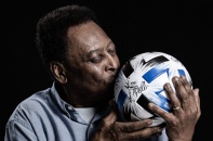 Làng túc cầu thế giới chúc mừng sinh nhật 80 của "Vua bóng đá" Pele