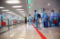 Cách ly 235 người, phong tỏa các địa điểm liên quan 2 ca mắc COVID-19