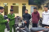 Xác định 3 đối tượng ném chất bẩn vào nhà phóng viên báo Người Lao động