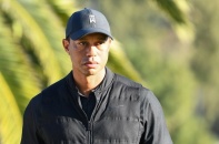 "Ông hoàng làng golf" Tiger Woods gặp tai nạn xe hơi