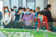 Bất động sản vùng ven TP.HCM liên tục bung hàng   