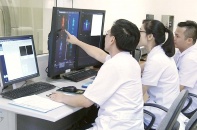 Khám chữa bệnh từ xa: Phao cứu sinh giữa mùa dịch