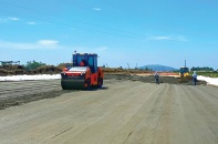 “Truất quyền thi đấu” nhà thầu bê trễ, giải ngân kém   