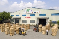 Ngành gỗ xoay xở để giữ chân khách hàng