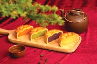 Ai quản chất lượng bánh trung thu handmade?