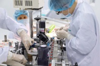 Việt Nam “đi tắt, đón đầu” sản xuất vắc-xin phòng Covid-19