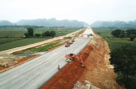 Vật lộn với hai rào cản tiến độ cao tốc Bắc - Nam