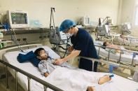 Bệnh nhân nhập viện vì nắng nóng tăng cao