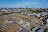 Đất nền miền Trung hạ sốt, sức mua chậm