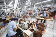 Xuất khẩu ứng phó với biến động thị trường để về đích