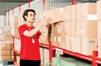 Cuộc chiến giao nhận và miếng bánh bị bỏ quên