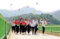 Trao đi là còn mãi   