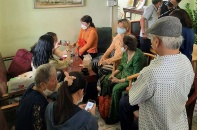 Trái chủ và cơn uất nghẹn lịch sử: Bài 2: “Con kiến leo cành cụt…”