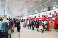 Trần giá vé vận chuyển hành khách hàng không nội địa: Giữ hay buông?