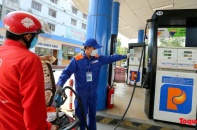 Phân phối, bán lẻ xăng dầu lo bị chèn ép