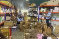 Vấn nạn mỹ phẩm giả tràn lan trên thị trường