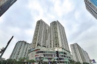 “Bão giá” căn hộ: Từ cao cấp hoá đại trà, giải pháp nào kìm hãm?   