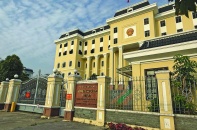 Hành trình từ quan tòa đến vành móng ngựa   