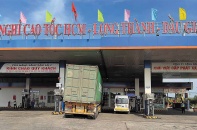 Lo nguồn cung xăng dầu trên cao tốc cửa ngõ TP.HCM