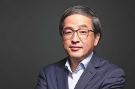 Ông Eric Chen, Phó chủ tịch cấp cao ASUS: Đừng bán AI, hãy bán giá trị