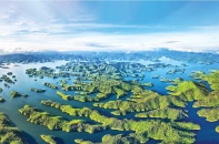 Tà Đùng - “Vịnh Hạ Long” bồng bềnh giữa đại ngàn Tây Nguyên   