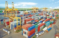 Nhập khẩu tăng nhanh để đón làn sóng sản xuất mới