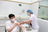 Bộ trưởng Bộ Y tế Nguyễn Thanh Long: Quy trình tiêm vắc-xin phòng Covid-19 được triển khai ở cấp độ an toàn cao nhất