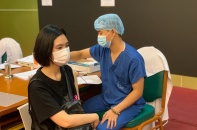 Những ai nên và không nên tiêm vắc-xin Pfizer?