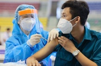 Tin mới nhất về dịch Covid-19 ngày 14/8: Tăng tốc độ tiêm chủng; thử nghiệm lâm sàng vắc-xin ARCT-154; Hà Nội chỉ có 2 ca mới