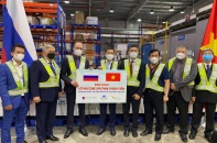 Việt Nam tiếp nhận lô vắc-xin Sputnik V đầu tiên