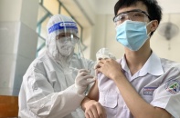 Bộ trưởng Bộ Y tế: Vắc-xin được sử dụng tiêm cho trẻ đảm bảo an toàn